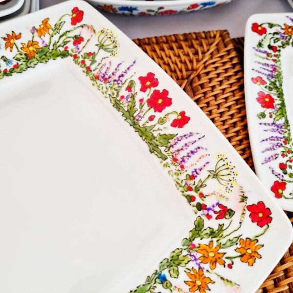 Zestaw Porcelanowy Obiadowy - Łączka Kwiatowa